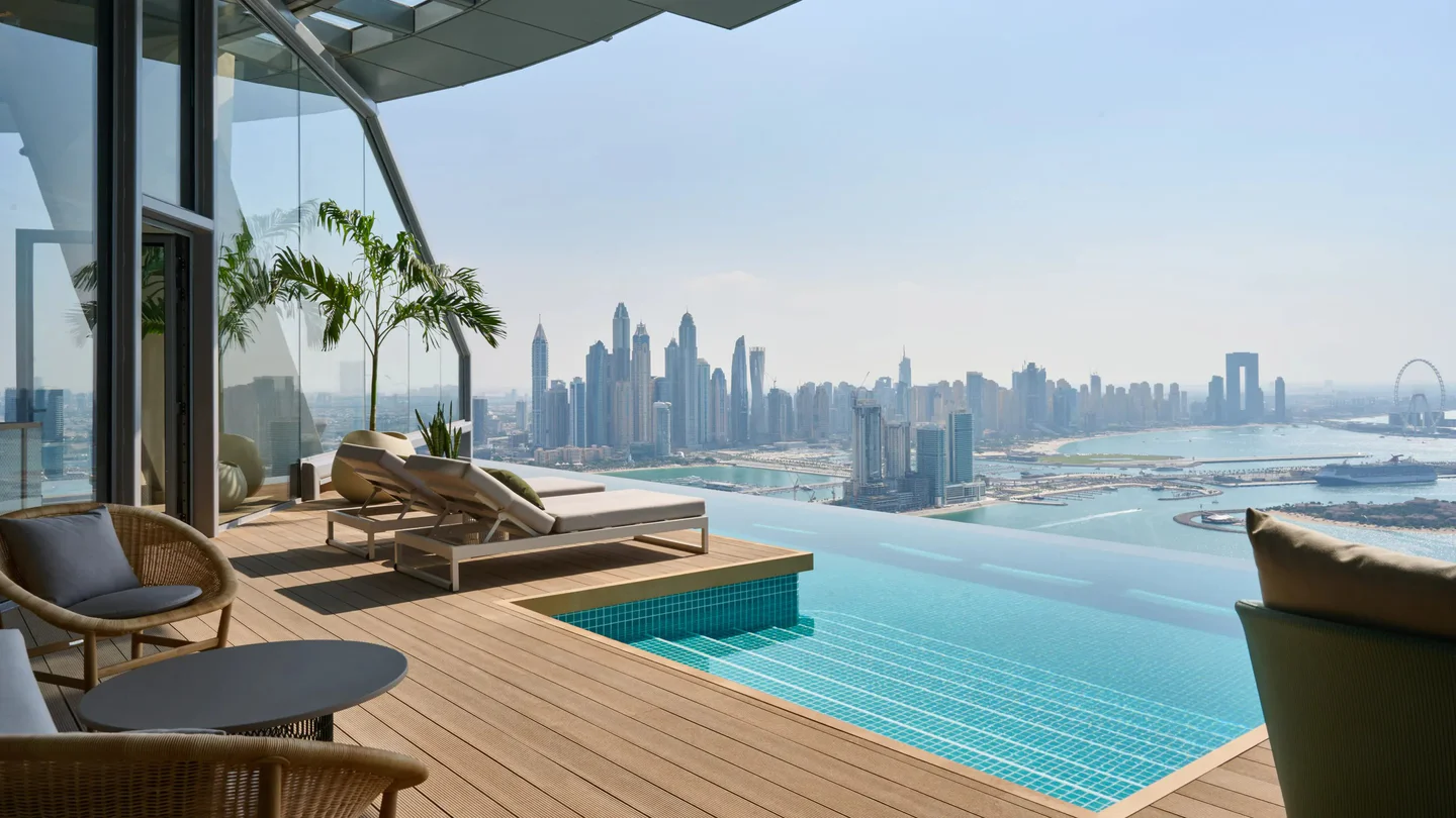 Aura Dubai