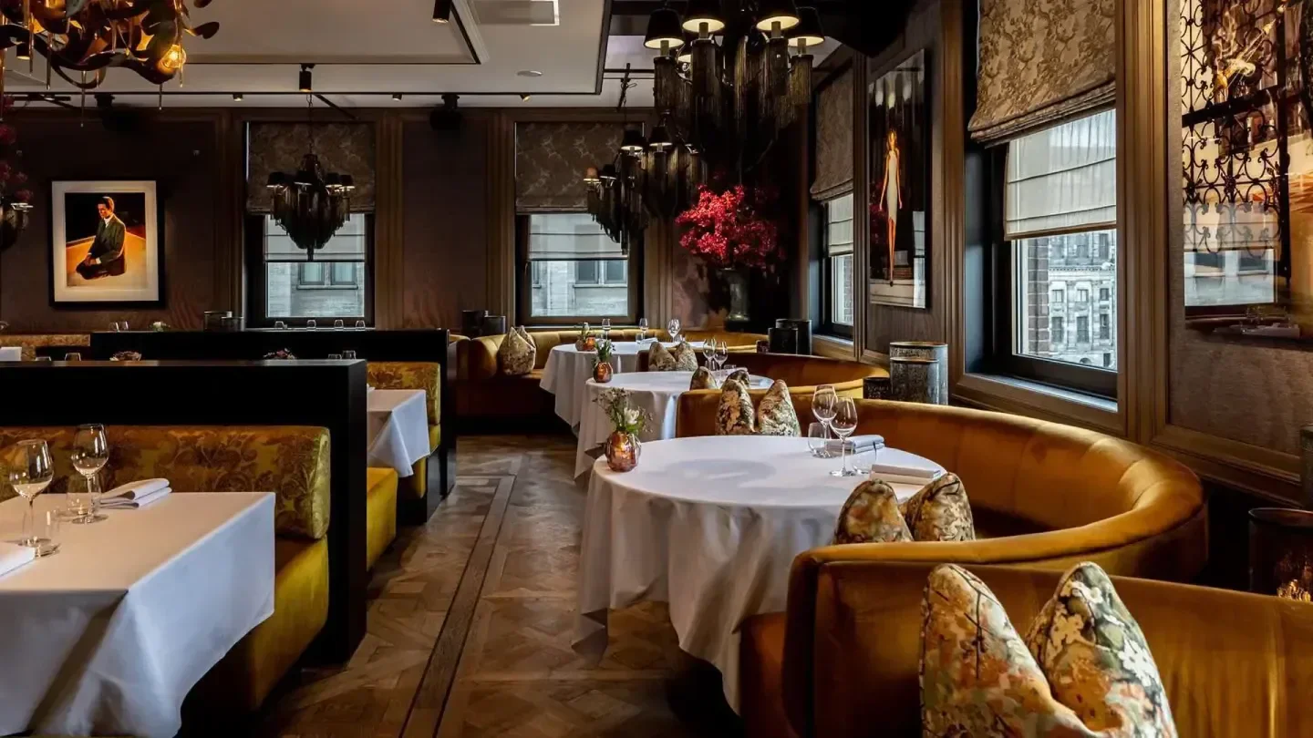 Boungainville restaurant in Amsterdam: Elegant dining with plush seating and stylish decor