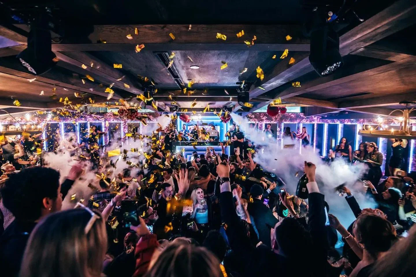 Confetti and a crowd at Citizen nightclub in Dallas create a festive atmosphere.