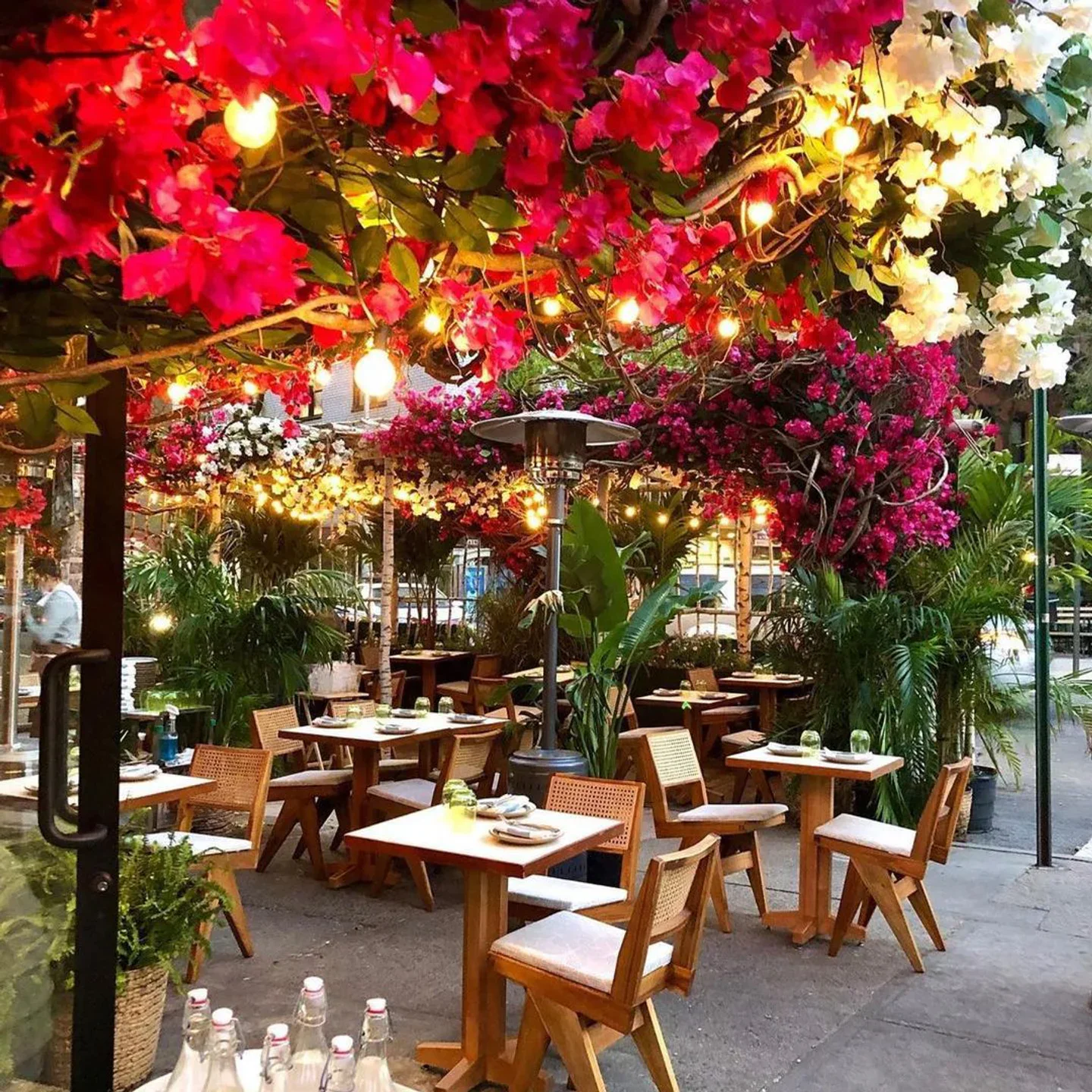 Lola Taverna  New-York