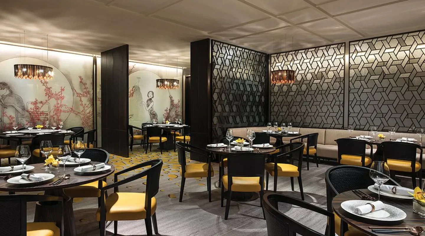 Elegant dining room interior at Ming Court (Shanghai) restaurant, Shanghai.