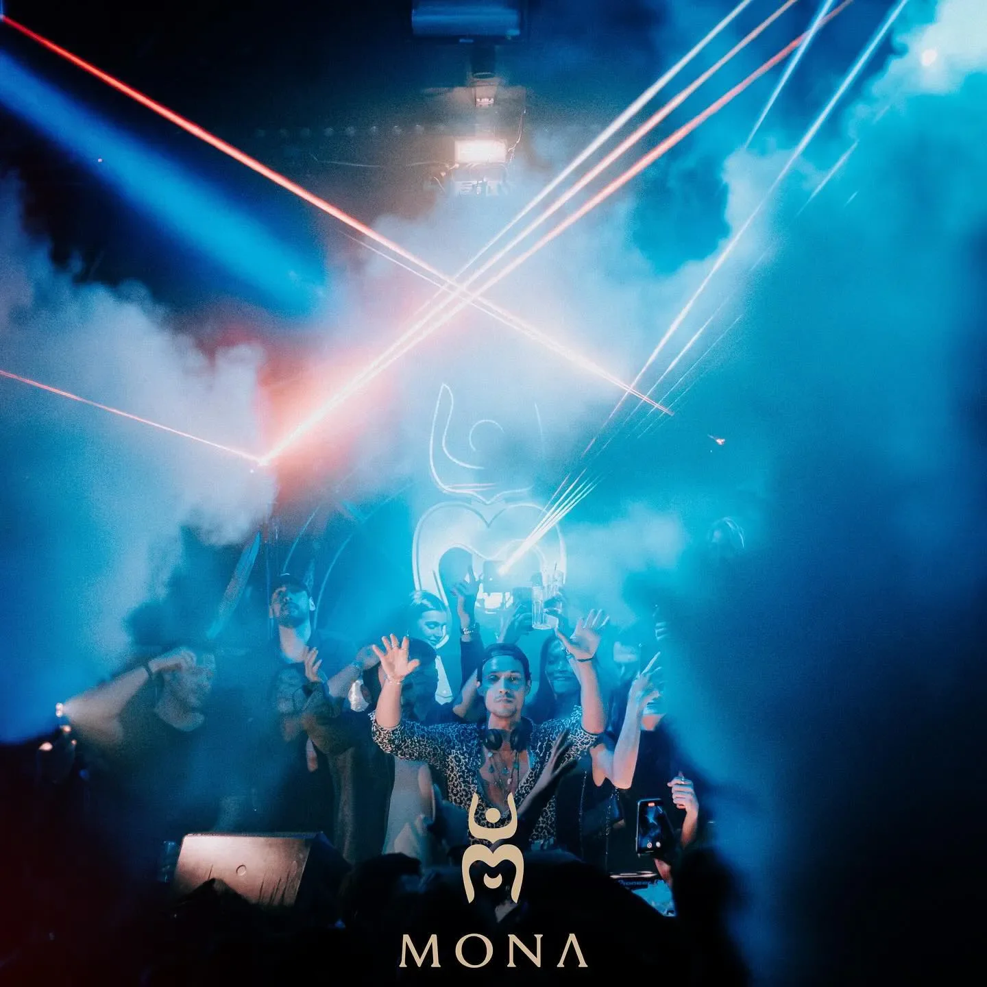 Mona Paris