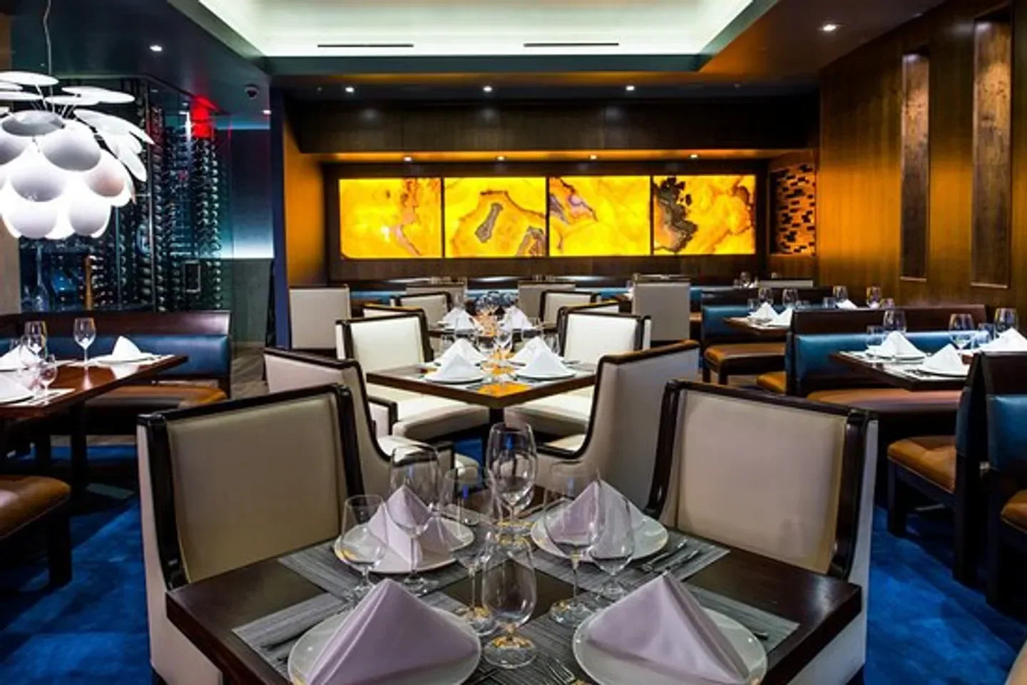 The TOP 10 Luxury Restaurant in San Diego